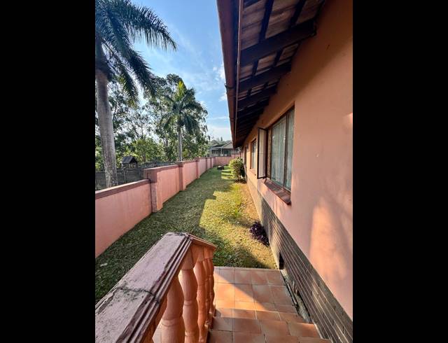 4 BEDROOM FREEHOLD FOR SALE IN BELLAIR